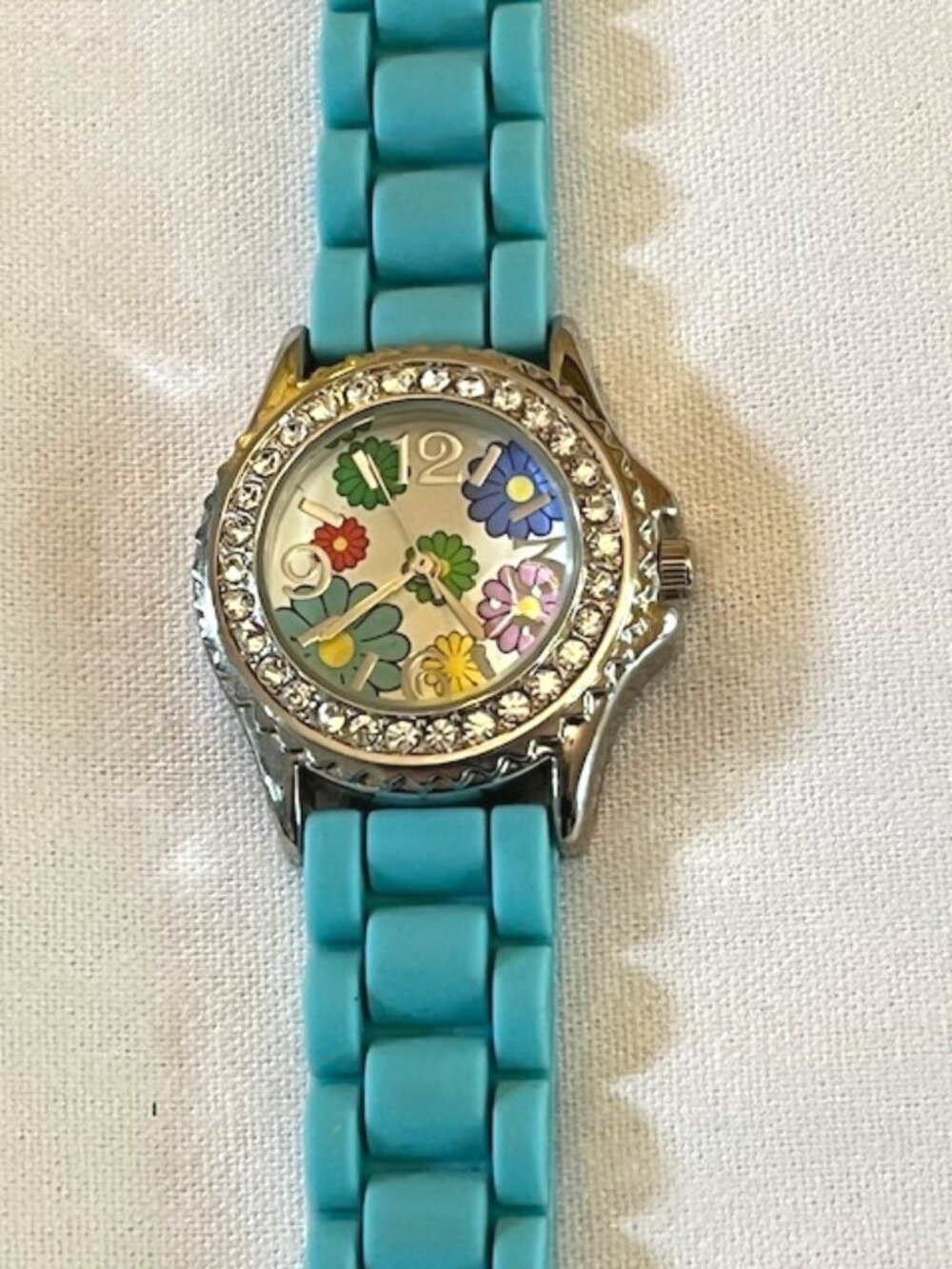 GENEVA | Platinum Wristwatch Floral Dial Silicone Watch Gardener-NEW Battery-EUC